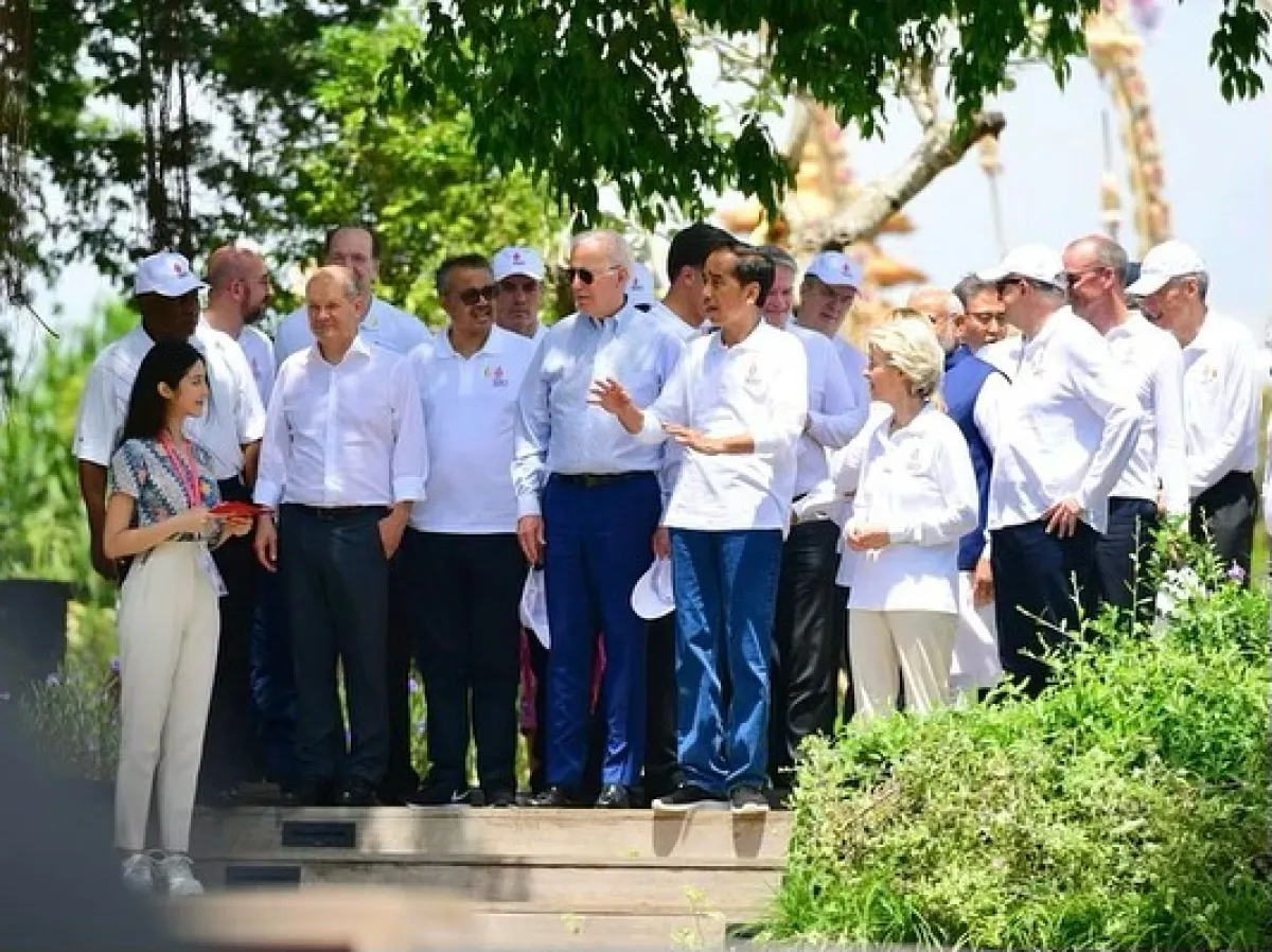 Jadi tour guide pemimpin G20 di Bali, ini 11 pesona Ayu Saraswati