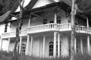 MENENGOK KONDISI VILLA KALIURANG PENINGGALAN BELANDA