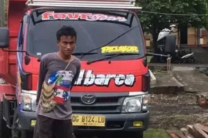 Kisah Rafdi anak pejabat yang hidup sederhana jadi kuli bangunan 