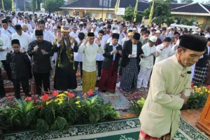 5 Sunnah berkaitan shalat Id yang bikin Lebaran kamu lebih bermakna