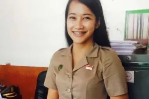 Dara Parama, Satpol PP cantik yang sering digodain saat bertugas