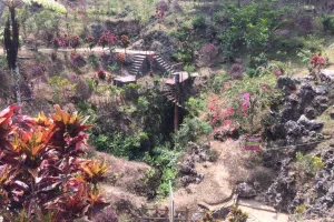 Arca emas peninggalan kerajaan Hindu ditemukan di goa ini