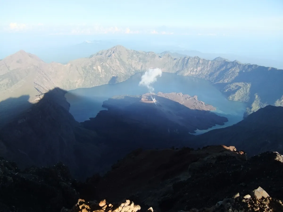 Gunung Rinjani Meletus, Bandara Ngurah Rai Bali ditutup sementara