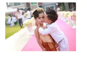 Balita kembar ini dinikahkan dengan mahar Rp 1,1 miliar, kok bisa ya?