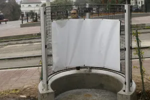 Pengunjung pipis sembarangan, taman ini dilengkapi toilet semak-semak