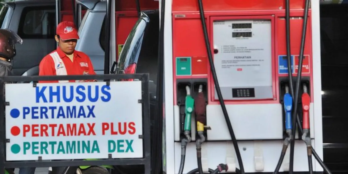 Horeee….harga BBM non subsidi turun lagi