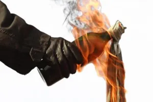 Duh! Geng sekolah di Yogyakarta diduga lempari warung dengan molotov 