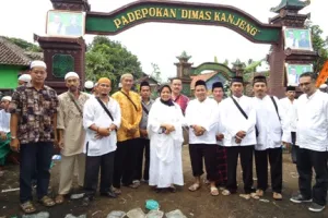 4 Padepokan ini ajarannya bikin geger publik, kontroversial banget