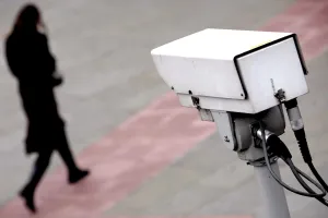 Kini CCTV bisa dipantau cuma pakai smartphone, kamu berminat?
