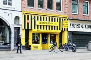 Warung kopi tertua di dunia ini bakal ditutup, kenapa ya?