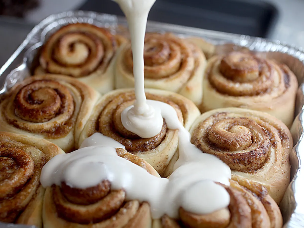 Mau cinnamon rolls ala cafe? Nggak usah beli, mending bikin sendiri