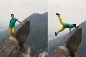 Pamer pose di pinggir tebing, aksi pria ini malah berujung bencana