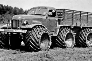 11 Potret kendaraan angkut Uni Soviet era Perang Dingin, sangar abis