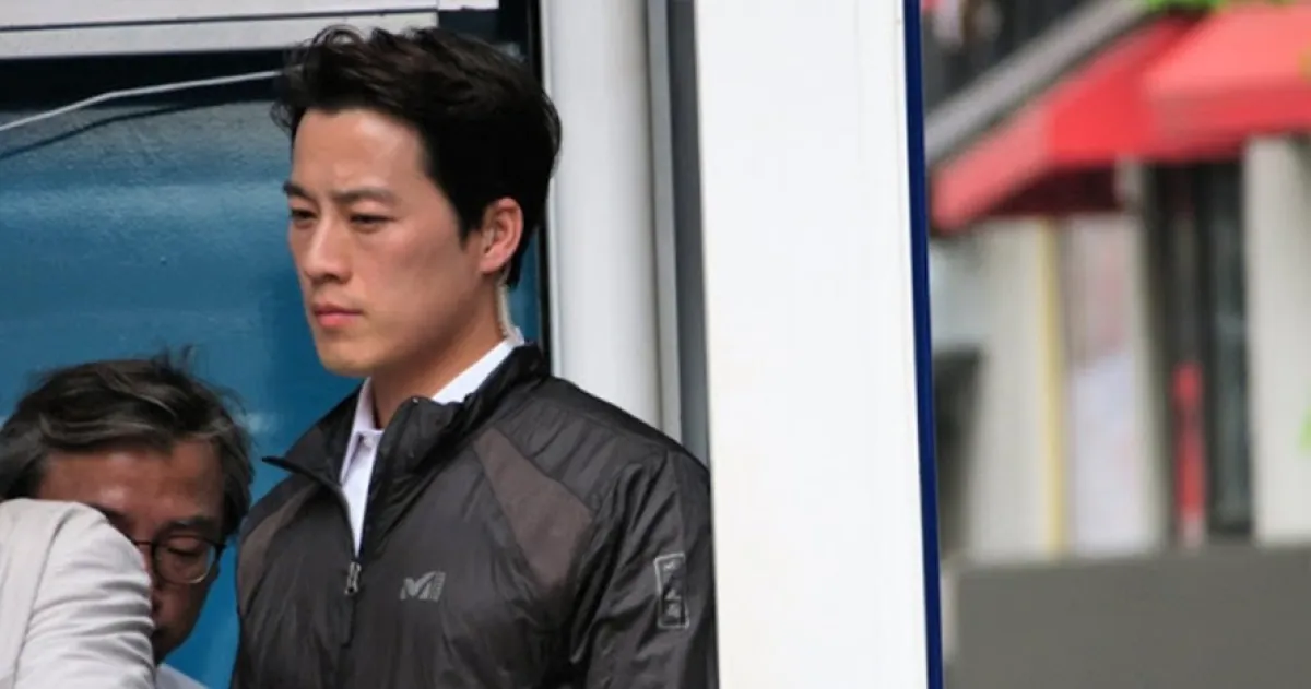 10 Foto pengawal Presiden Korea Selatan yang berwajah seganteng aktor