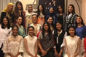 9 Potret momen reuni dan buka bersama Puteri Indonesia 1992-2017