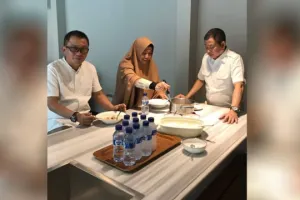 5 Kisah harmonis 1 keluarga 3 agama ini buktikan indahnya toleransi