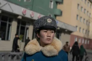 4 Fakta unik polwan Korut, di antaranya harus pensiun di umur 26