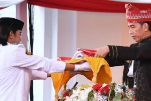 Curhat lucu Jokowi di balik penyerahan bendera pusaka, nggak nyangka