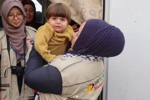 7 Momen mengharukan saat Melly Goeslaw tiba di Palestina