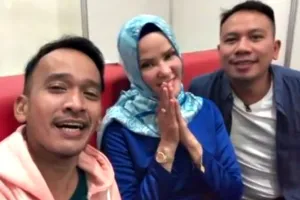 Ruben Onsu benarkan Vicky Prasetyo akan nikahi Angel Lelga?