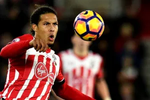 5 Barang yang bisa dibeli setara transfer Virgil van Dijk ke Liverpool