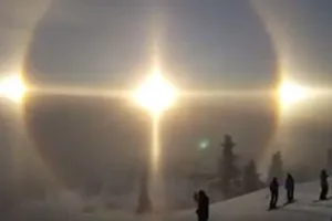 Fenomena Halo layaknya ada 3 matahari ini spektakuler, bikin merinding