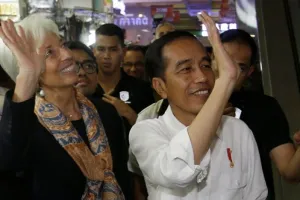 Terkesan sama Jokowi, Bos IMF Lagarde sebut 'blusukan' jadi 'blukusan'