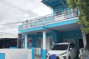 Wanita ini rumahnya penuh hiasan Doraemon, ini penampakan dalamnya