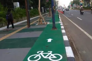 Jalur baru khusus sepeda di Jakarta ini hasilnya jadi sorotan warganet