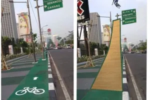 6 Meme jalur sepeda di Jakarta ini kocaknya bikin kamu ketawa zig-zag