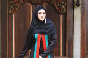 Pakai kerudung model zaman dulu, Mulan Jameela justru tuai pujian
