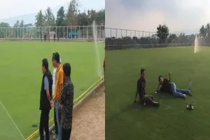 Kades ini bikin lapangan bola di desa tapi berkualitas dunia, dahsyat!