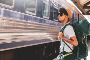 Jaga kegantenganmu saat traveling dengan 8 barang toiletry ini