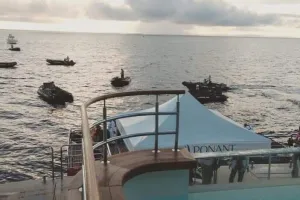 Menikmati keindahan Tanjung Puting dengan kapal pesiar, unik