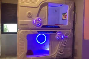 5 Hotel kapsul di Jakarta ini jadi pilihan menarik untuk menginap