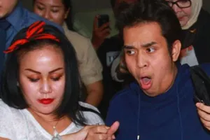 Jejak karier Mak Vera, dari penjual daging sampai manajer artis