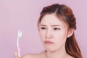 7 Kesalahan menggosok gigi ini sepele tapi fatal, bikin ngilu