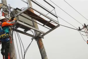 Siapkan kompensasi listrik mati Rp 839 M, PLN potong gaji pegawai