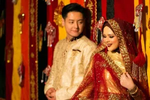 3 Seleb menikah tanggal 17 Agustus, termasuk Roger & Cut Meyriska