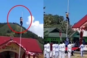 Aksi heroik siswa SMP panjat tiang saat upacara kemerdekaan ke-74