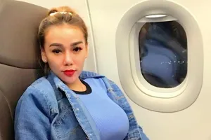 Kerap tampil seksi, ini 8 potret Bebby Fey pakai busana tertutup