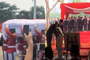 8 Momen pemakaman BJ Habibie di TMP Kalibata, penuh keharuan