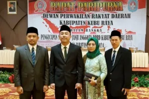 Dulu pengamen, pemuda ini jadi anggota DPRD Kubu Raya termuda