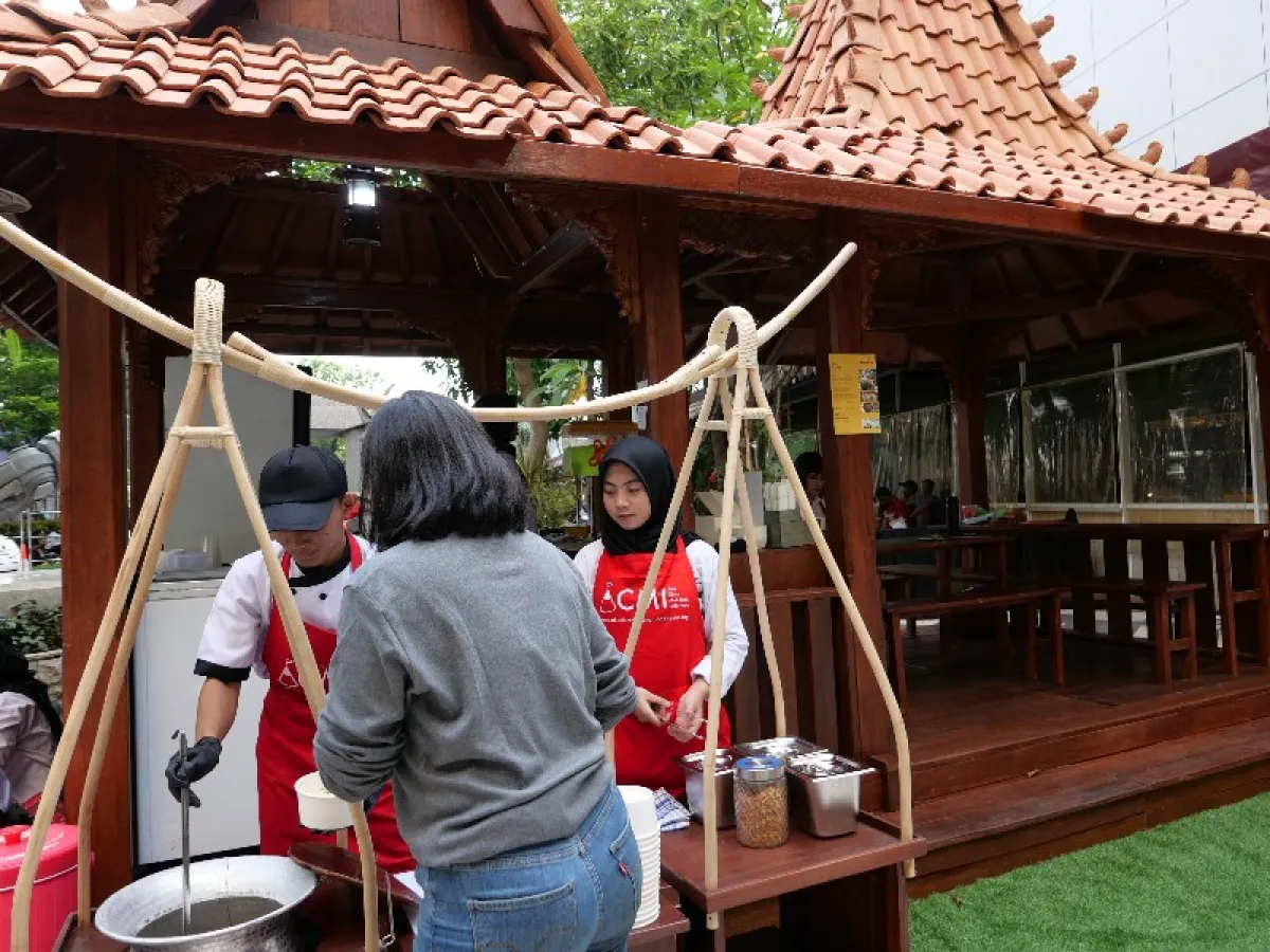 Festival kuliner ini jadi ajang belajar siswa SMK olah makanan khas