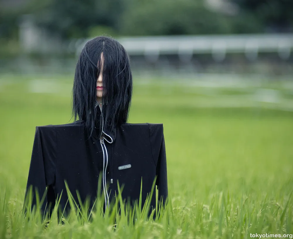 Orang-orangan sawah Jepang  Istimewa