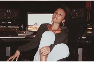 Selain tarik suara, ini 5 bisnis sumber pendapatan Agnez Mo