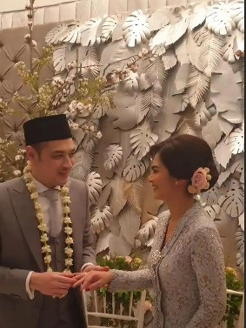 fakta pernikahan cut tari Istimewa fakta pernikahan cut tari Istimewa