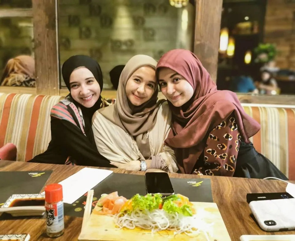 Zaskia dan Bella  Instagram 