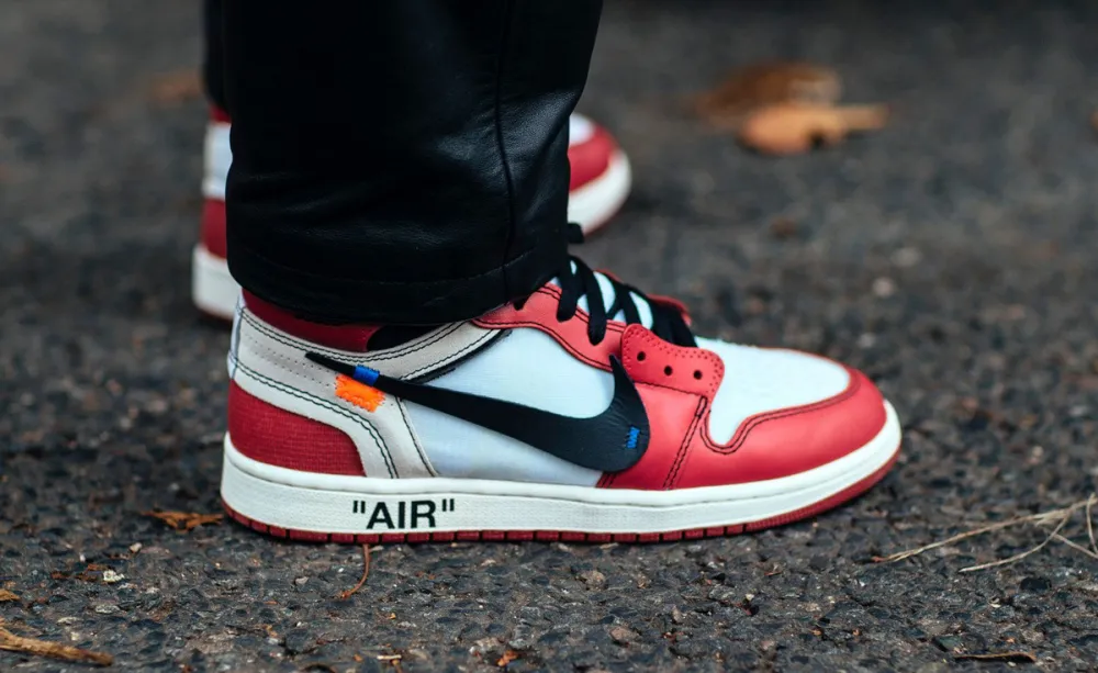 Sepatu Branded Murah © 2019 brilio.net