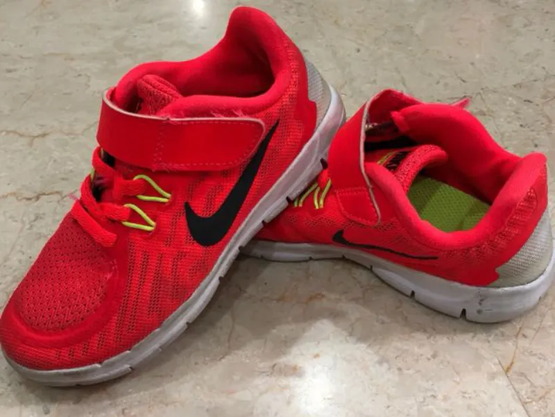 Sepatu Branded Murah © 2019 brilio.net